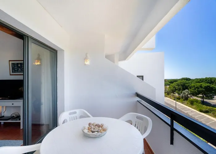 Whome | Vilamoura Sunny Quarteira