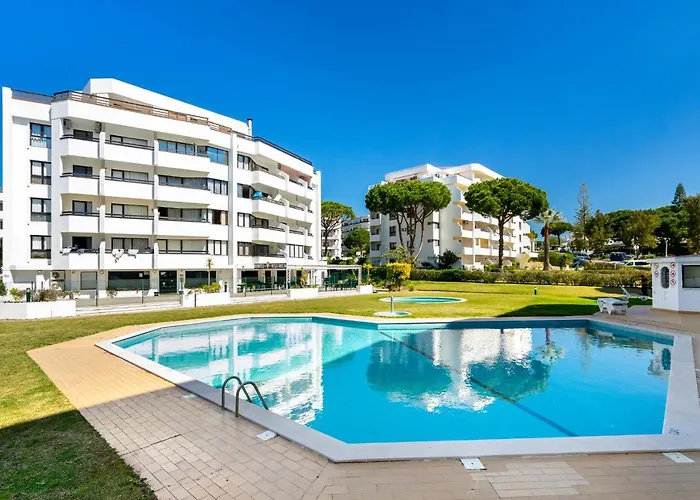 Whome | Vilamoura Sunny Quarteira